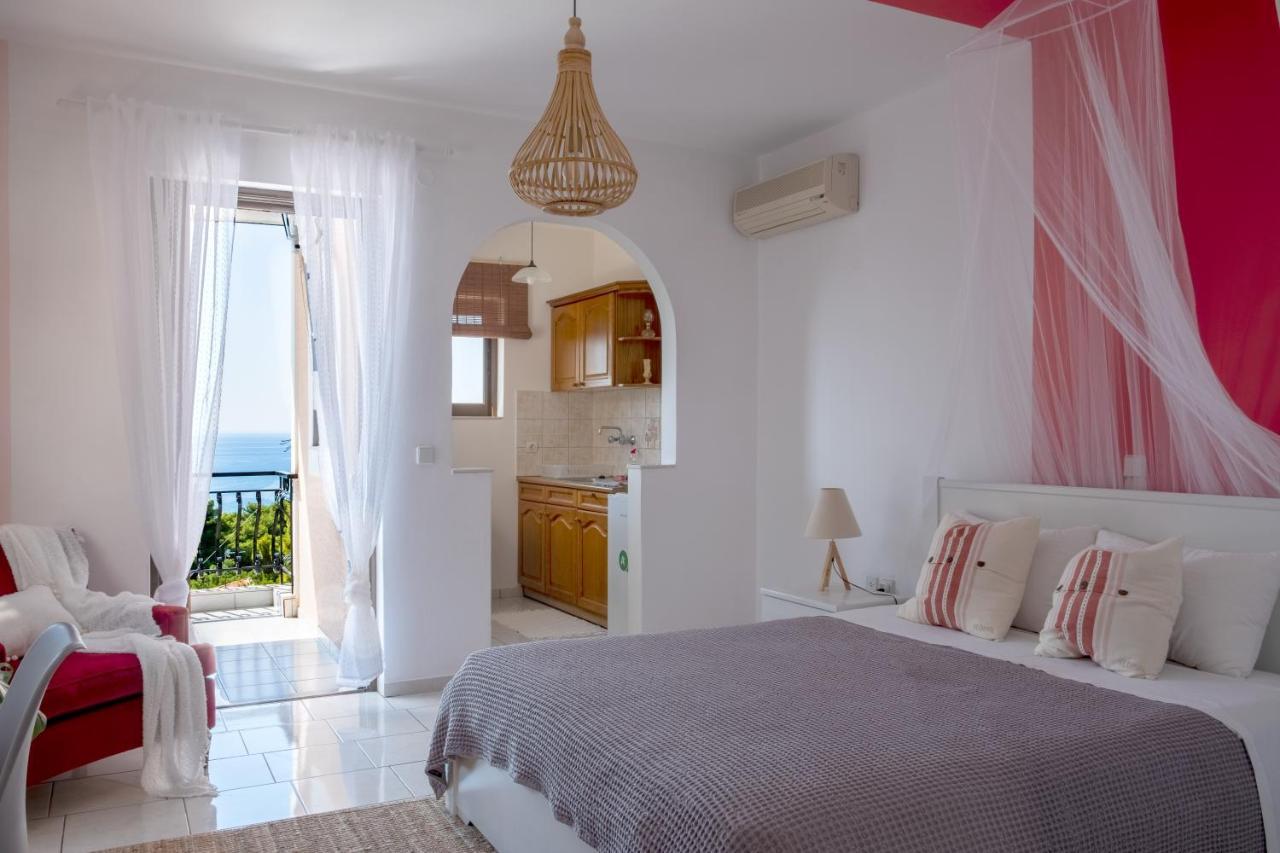 Pefkides Aegina Boutique Apartments Agia Marina  Экстерьер фото