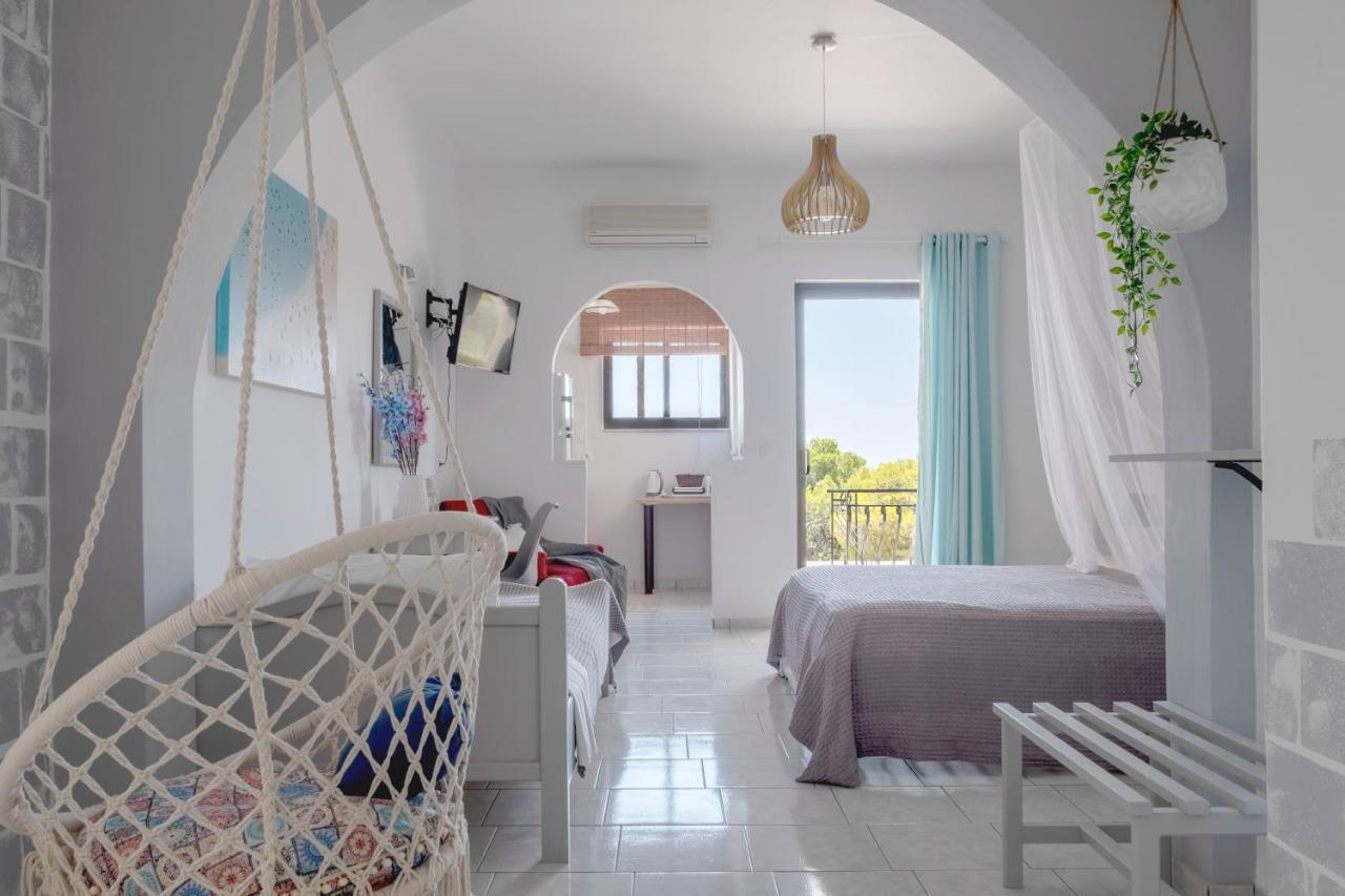 Pefkides Aegina Boutique Apartments Agia Marina  Экстерьер фото