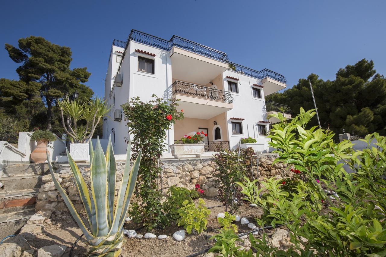 Pefkides Aegina Boutique Apartments Agia Marina  Экстерьер фото